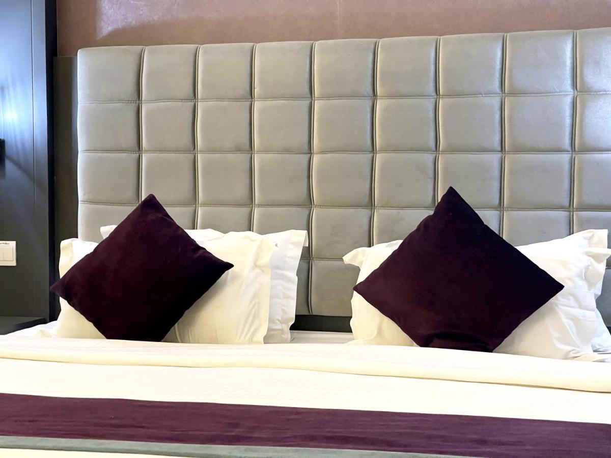 Hotel Business Tahlia