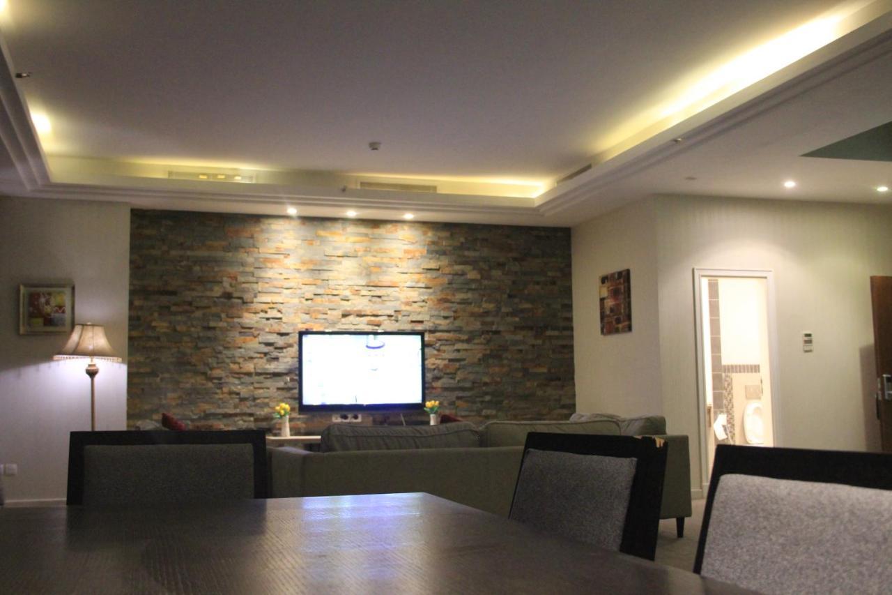 Hotel Business Tahlia