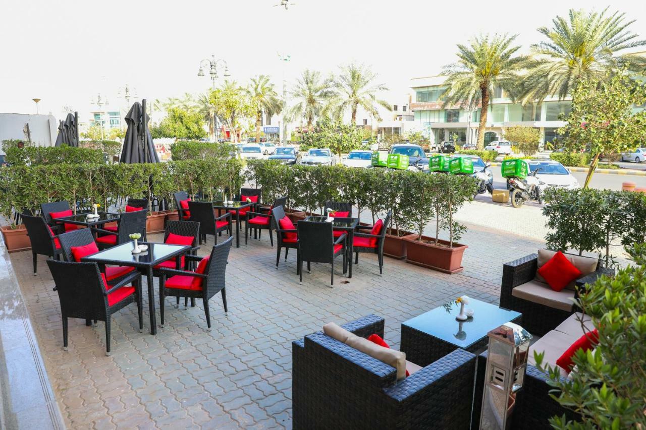 Business Tahlia Riyadh