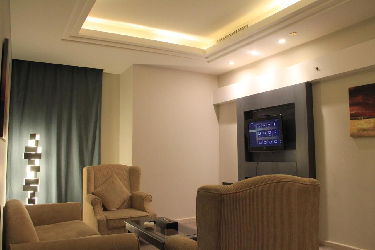 Hotel Business Tahlia